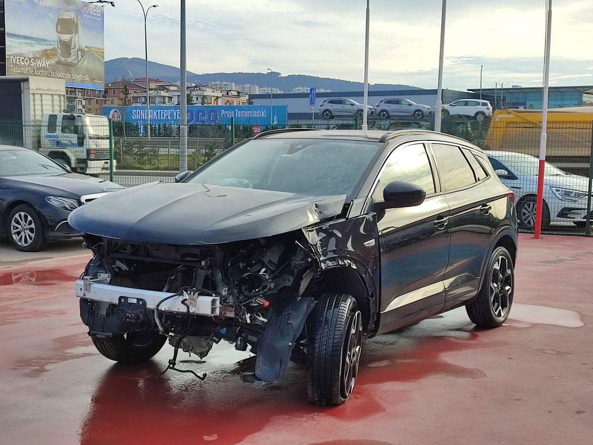 GRANDLAND 1.5 130 DIZEL AT8 ULTIMATE