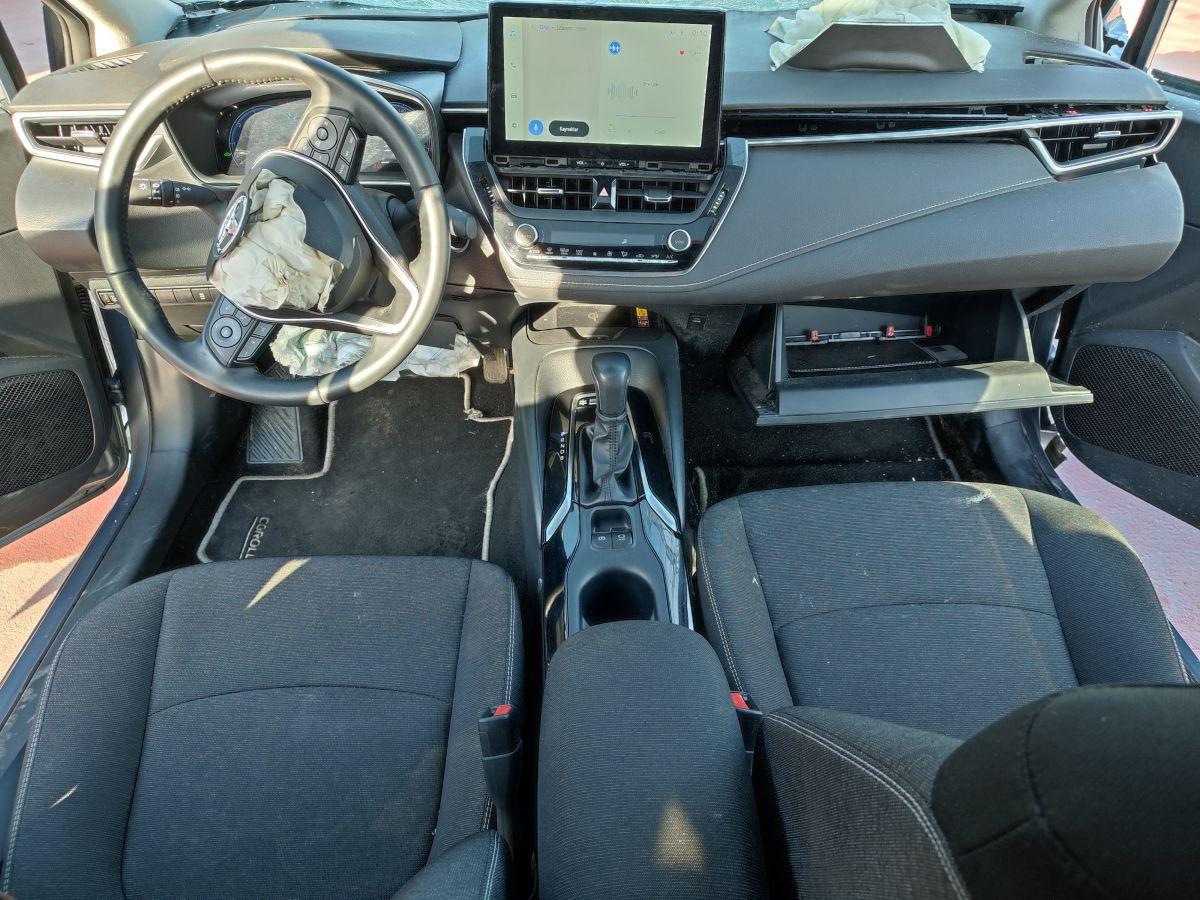 COROLLA HYBRID 1.8 FLAME X-PACK E-CVT FL