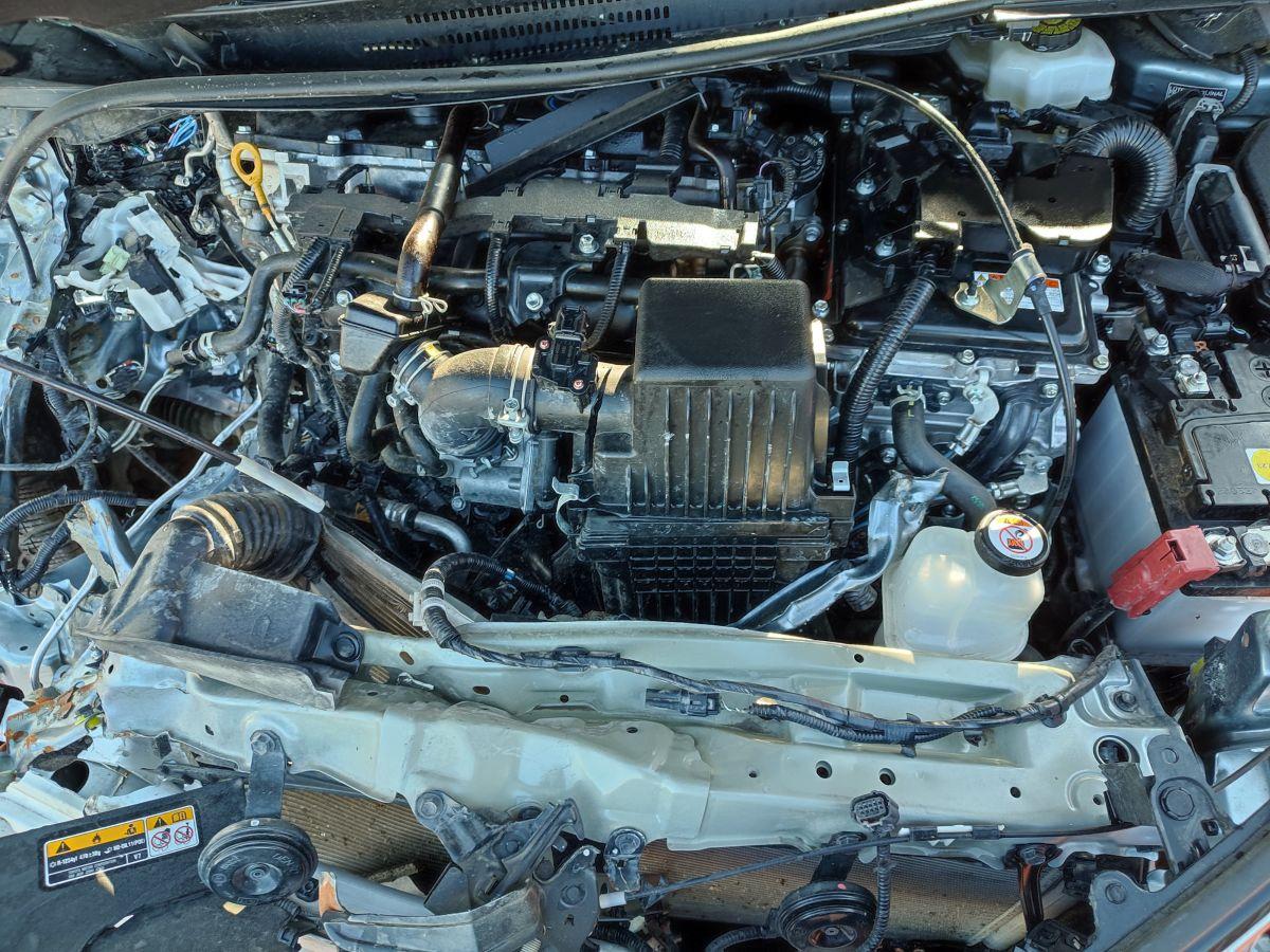 COROLLA HYBRID 1.8 FLAME X-PACK E-CVT FL