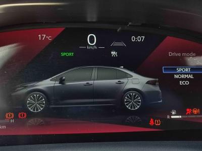 COROLLA HYBRID 1.8 FLAME X-PACK E-CVT FL