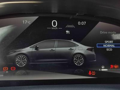 COROLLA HYBRID 1.8 FLAME X-PACK E-CVT FL