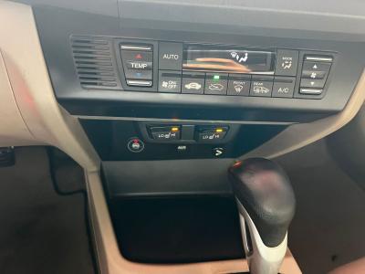 CIVIC SEDAN 1.6 ELEGANCE OV (Y)