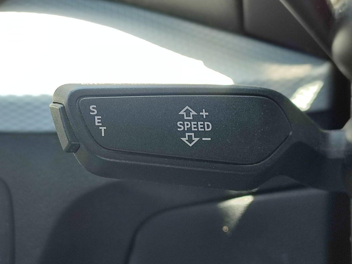 Q2 35 1.5 TFSI 150 COD STRONIC