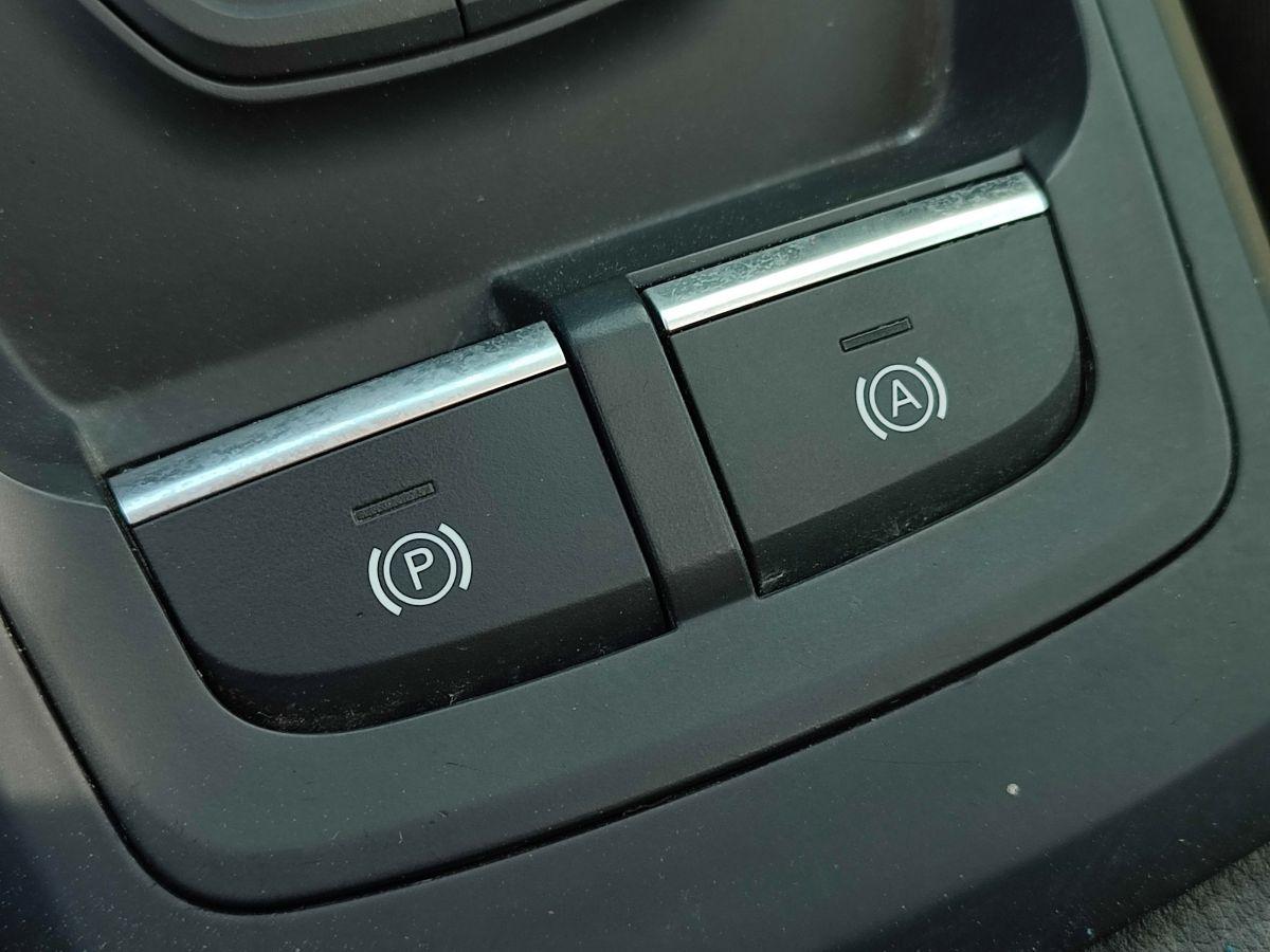 Q2 35 1.5 TFSI 150 COD STRONIC