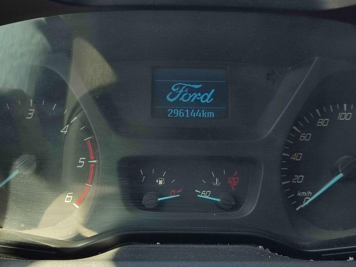 TRANSIT 350 M VAN 125