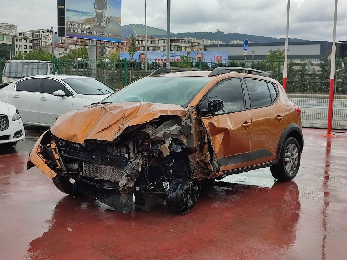 SANDERO STEPWAY EXPRESSION TCE 90 CVT