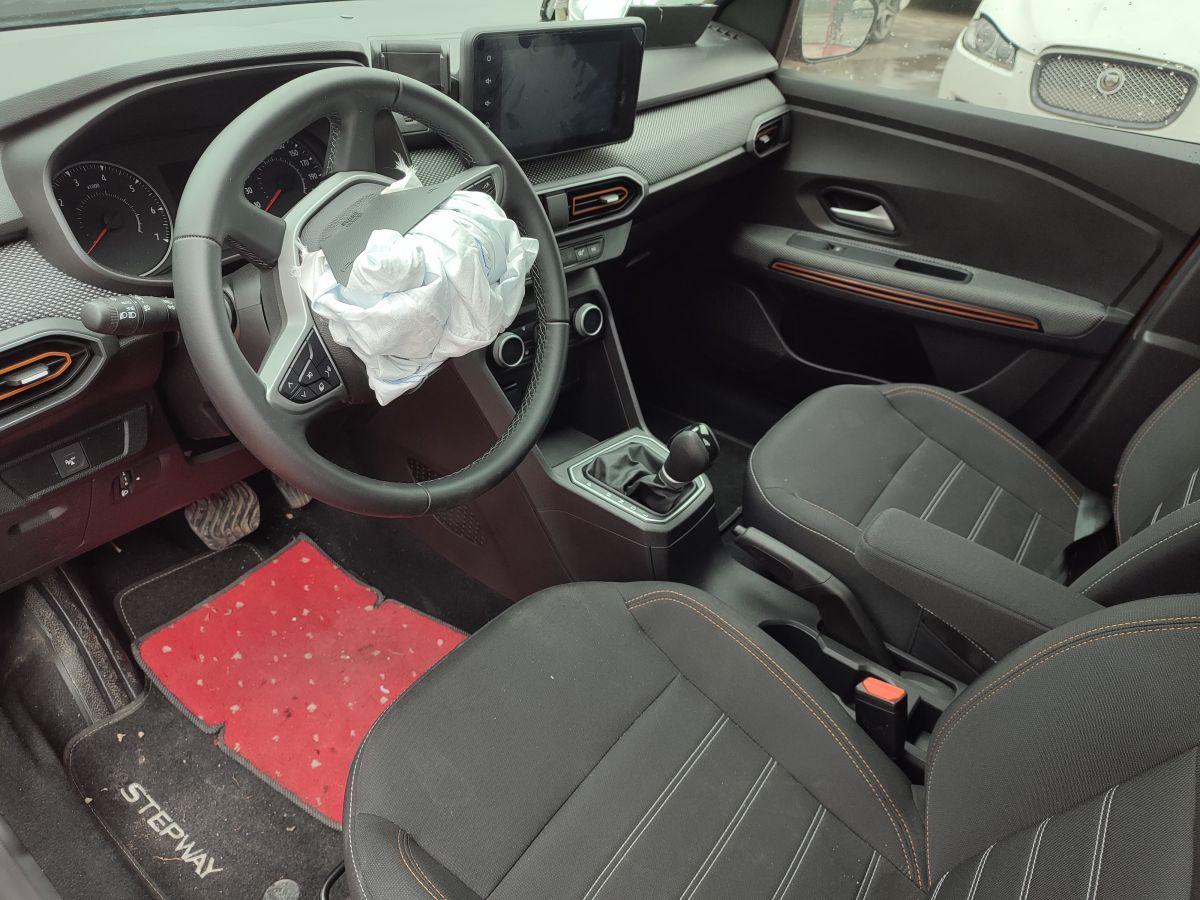 SANDERO STEPWAY EXPRESSION TCE 90 CVT