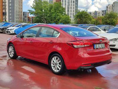 CERATO CONCEPT PLUS 1.6 DIZEL 136 DCT