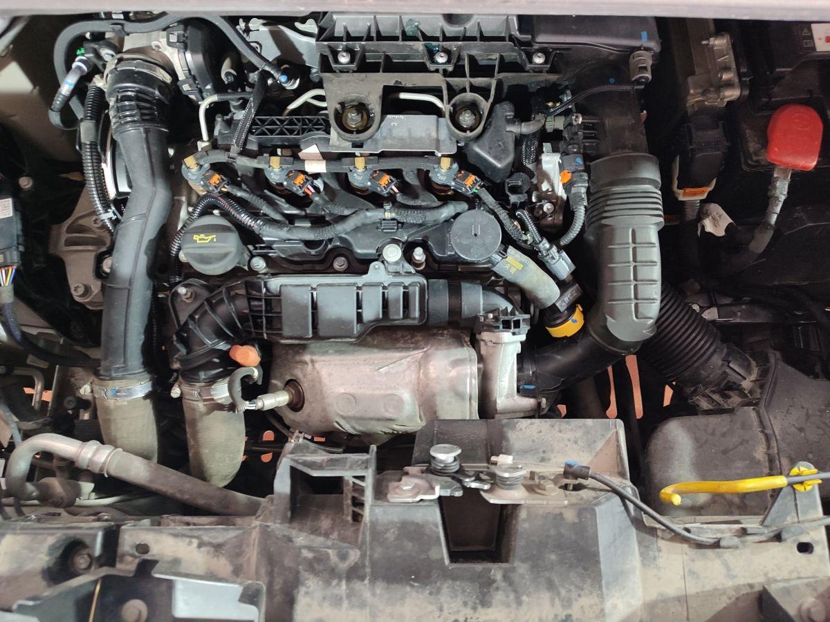 PARTNER VAN UZUN COMFORT 1.5 BLUEHDI 100 S&S