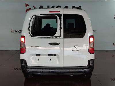 PARTNER VAN UZUN COMFORT 1.5 BLUEHDI 100 S&S