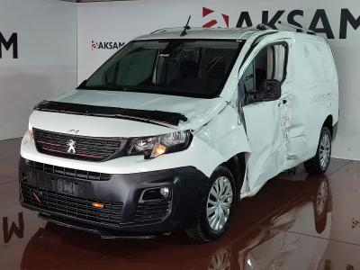 PARTNER VAN UZUN COMFORT 1.5 BLUEHDI 100 S&S