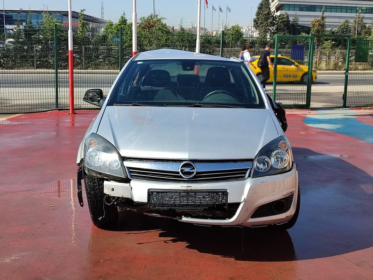 ASTRA NB ENJOY 111.YIL 1.3 CDTI (90)