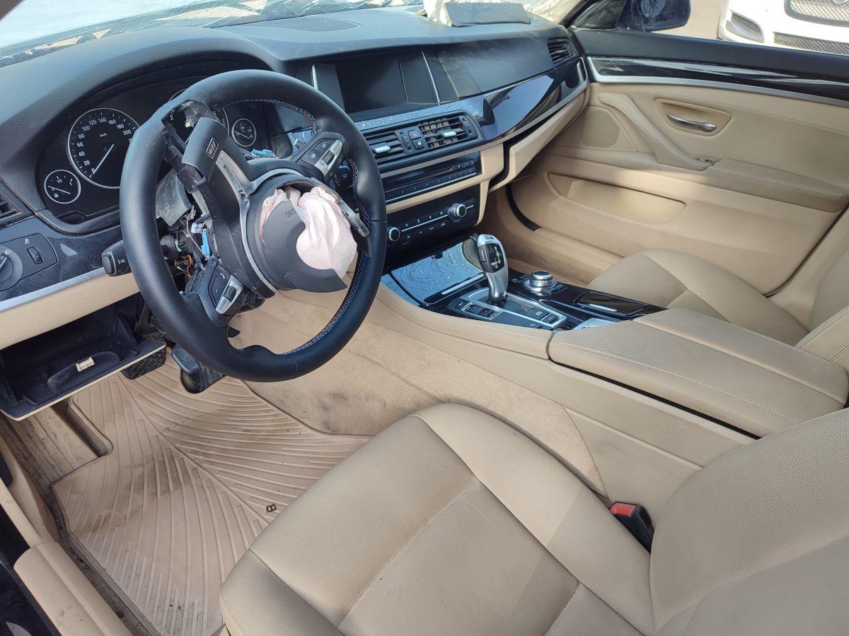 520i SEDAN 1.6 (170)