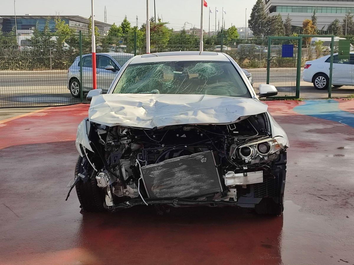 520i SEDAN 1.6 (170)