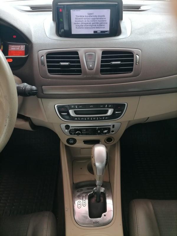 MEGANE SPORT TOURER PRIVIL.1.5 DCI EDC 110