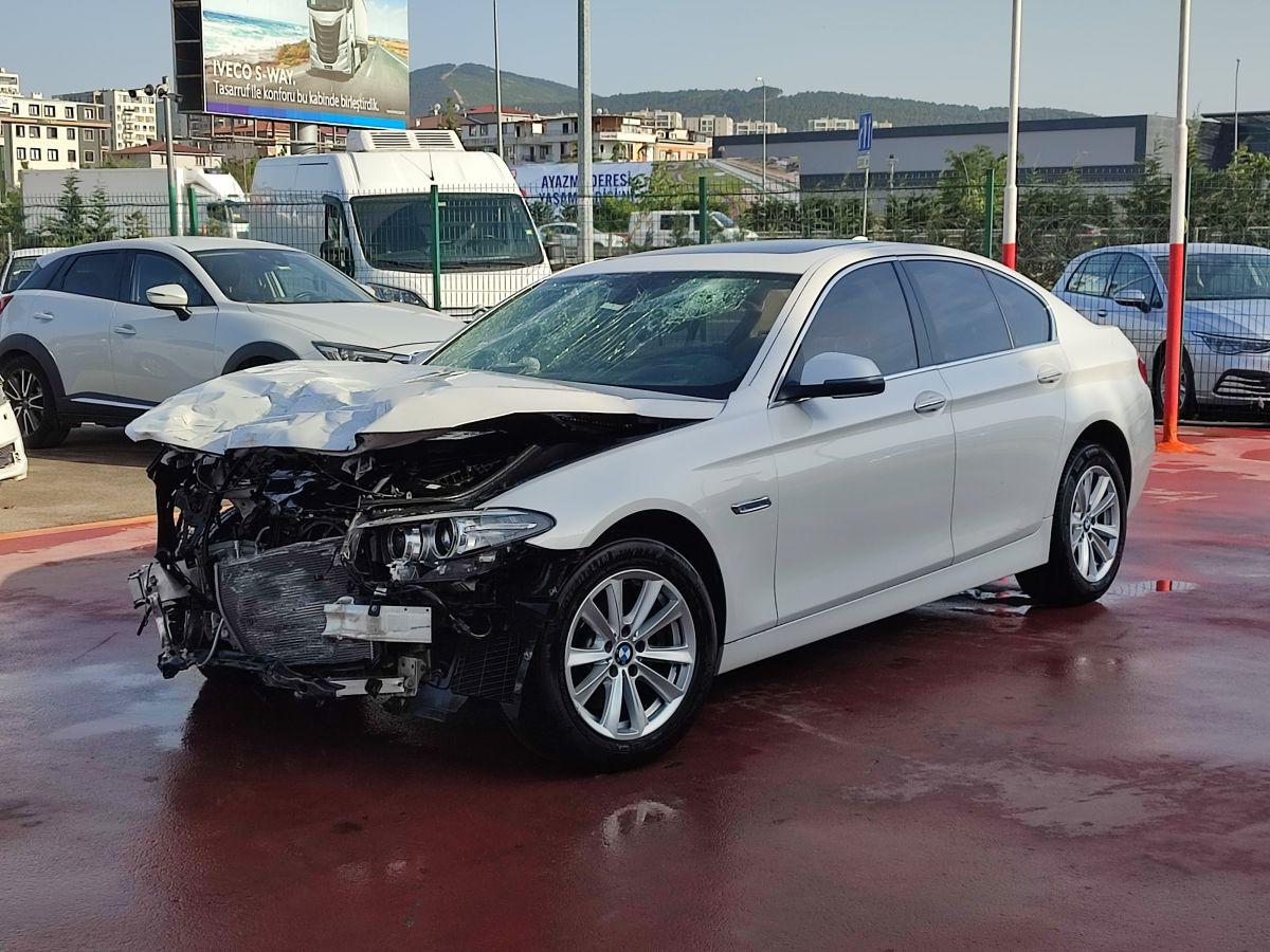 520i SEDAN 1.6 (170)