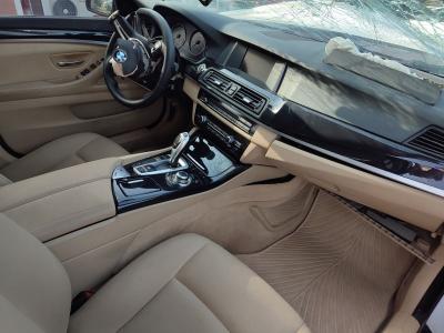 520i SEDAN 1.6 (170)