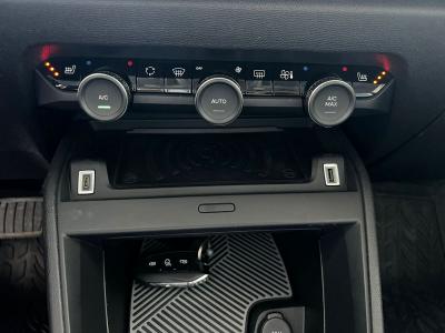 C4 X SHINE BOLD 1.2 PURETECH 130 EAT8