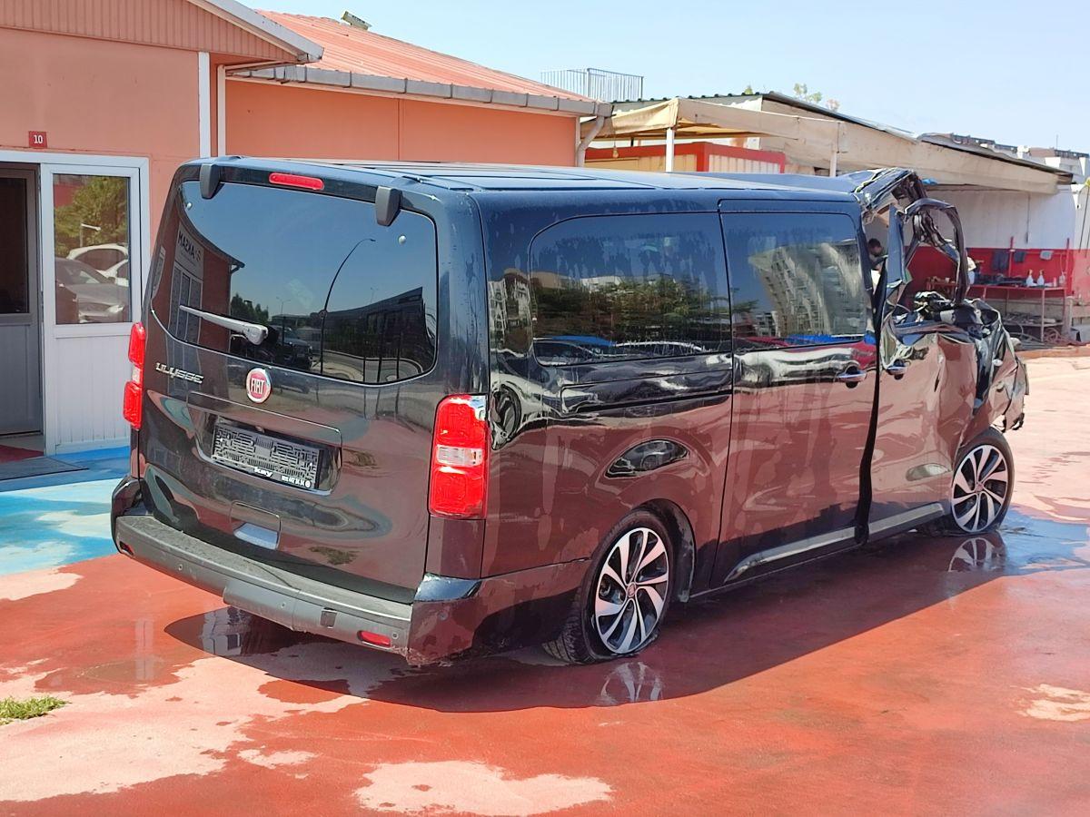 ULYSSE LOUNGE MAXI 2.0 177 AT8