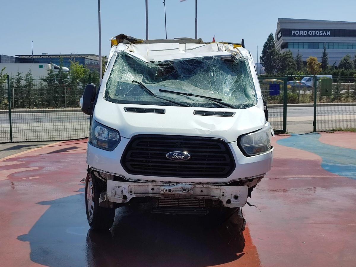 TRANSIT CIFTKABIN KAMYONET ECOBLUE 350M TREN