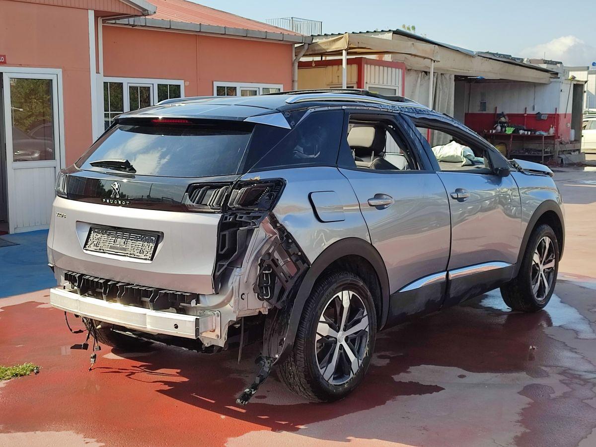 3008 ALLURE 1.5 BLUEHDI 130 EAT8