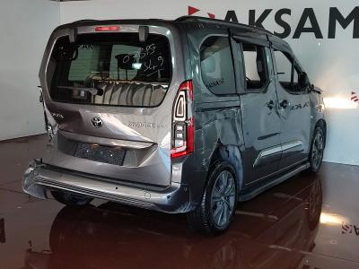 PROACE CITY 1.5 D 130 PASSION X-PACK A/T