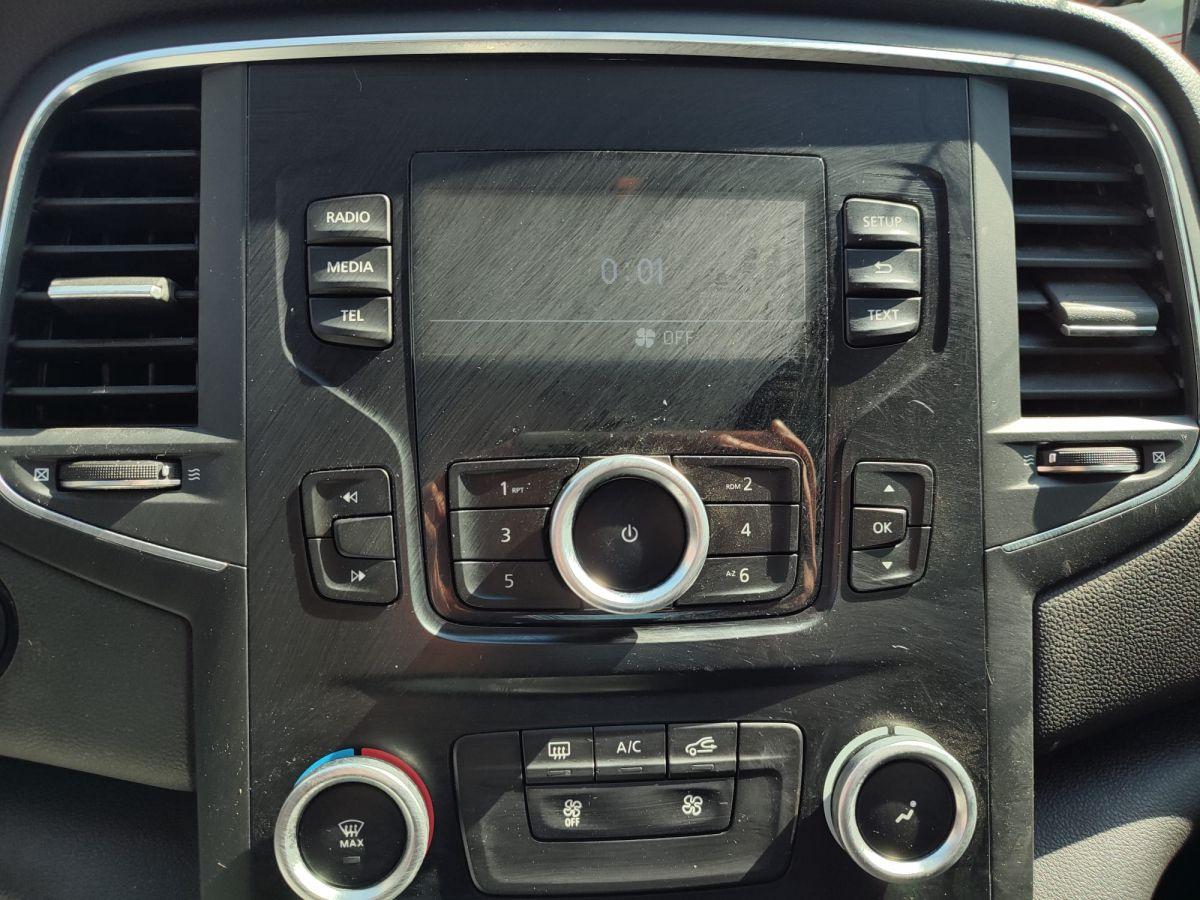 MEGANE SEDAN TOUCH 1.3 TCE EDC 140