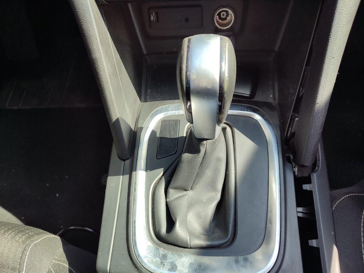 MEGANE SEDAN TOUCH 1.3 TCE EDC 140