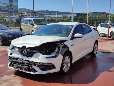 MEGANE SEDAN TOUCH 1.3 TCE EDC 140