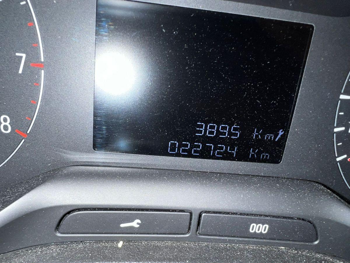 CROSSLAND 1.2 130 AT6 ESSENTIAL