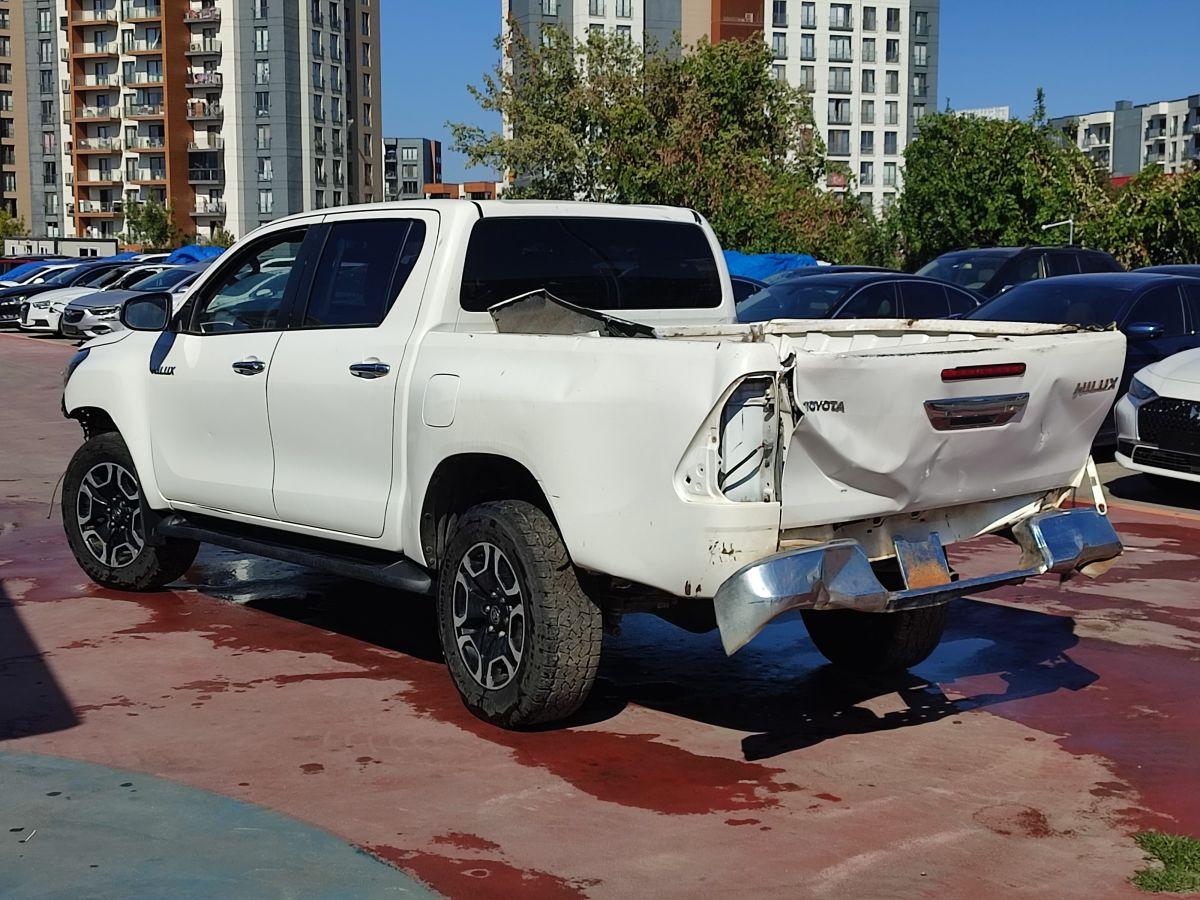 HILUX 2.4 D-4D 150 4x4 ADVENTURE