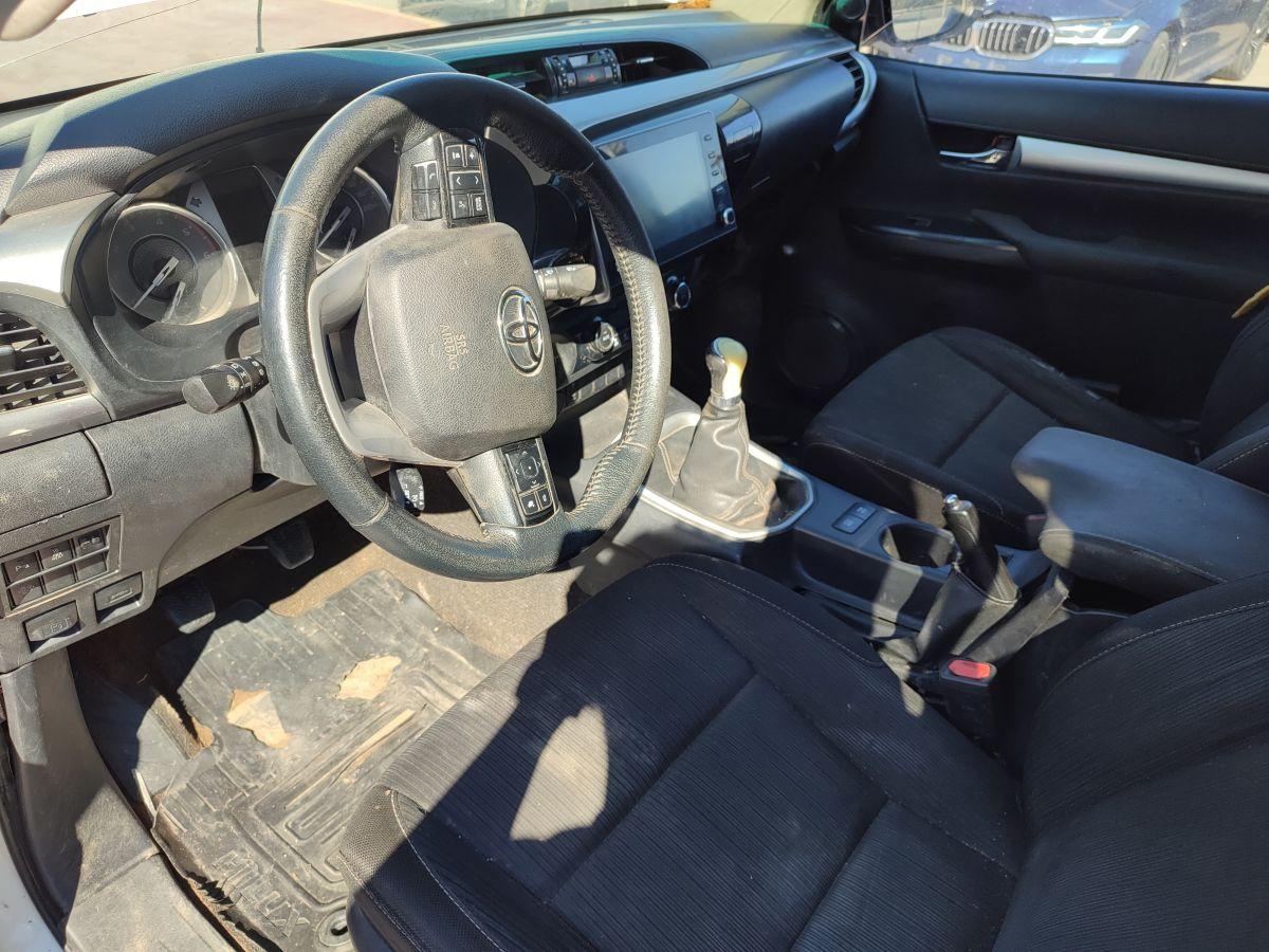 HILUX 2.4 D-4D 150 4x4 ADVENTURE