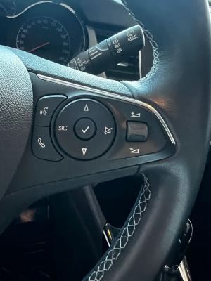 CROSSLAND 1.2 130 AT6 ESSENTIAL