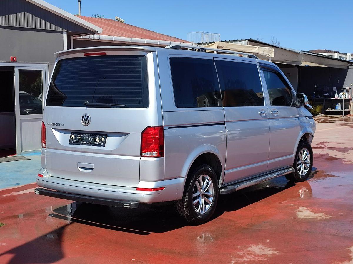 TRANSPORTER CAMLIVAN 4+1 150 E6