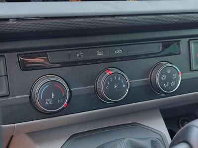 TRANSPORTER CAMLIVAN 4+1 150 E6