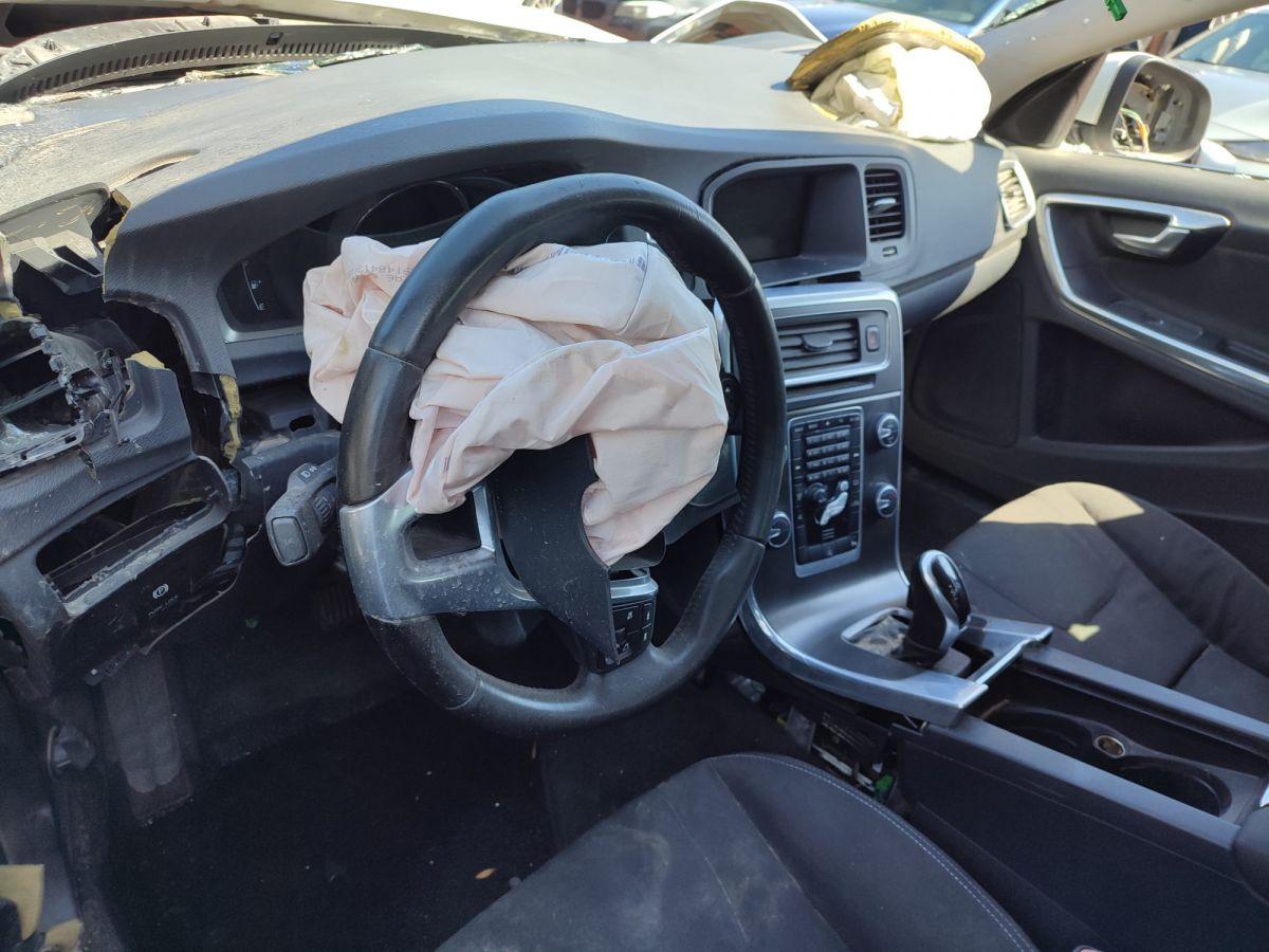 S60 1.6 DRIVE PREMIUM POWERSHIFT