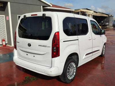 PROACE CITY 1.5 D 130 DREAM A/T