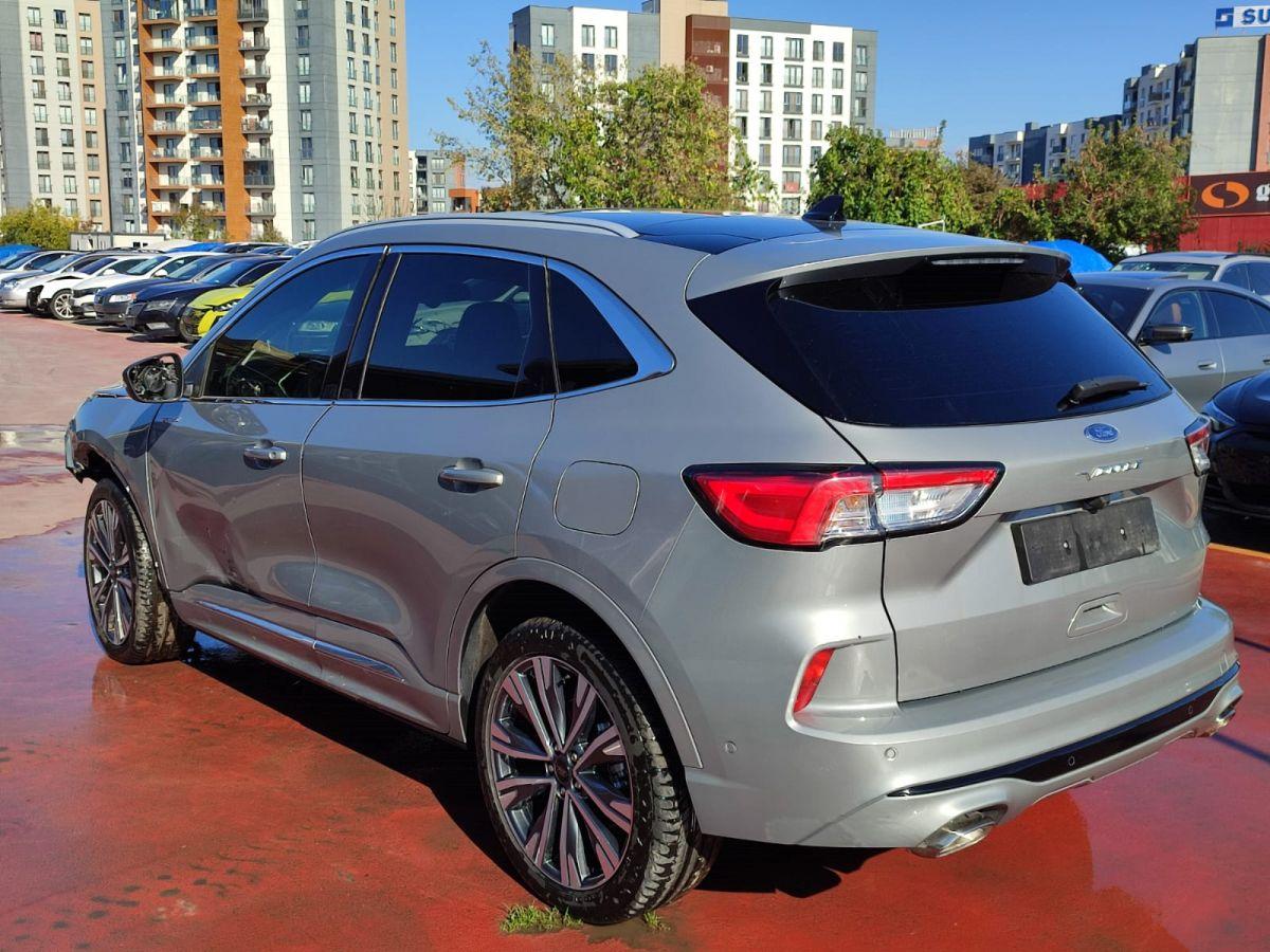 KUGA VIGNALE 1.5 ECOBOOST 182 8AT E6.2