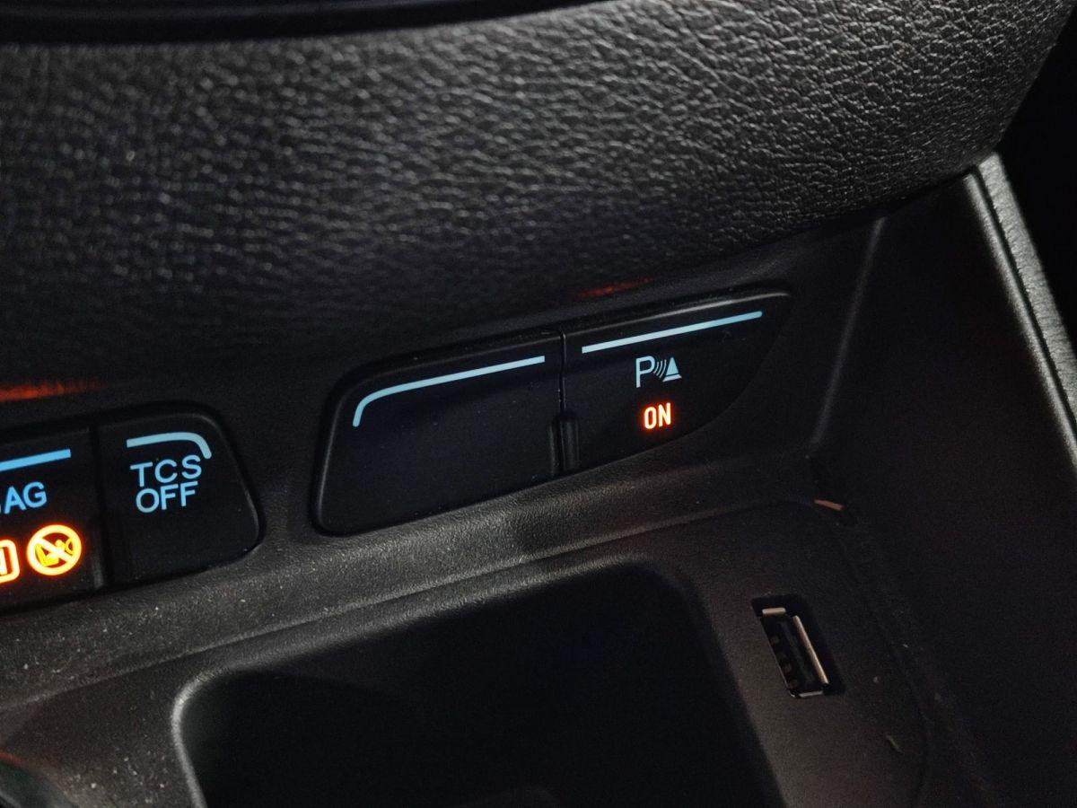 TOURNEO COURIER 1.0 E.BOOST 100 TITANIUMPLUS