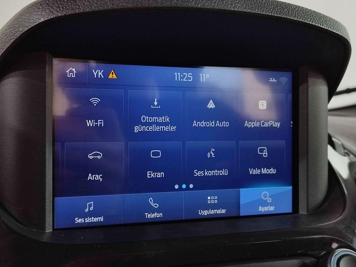 TOURNEO COURIER 1.0 E.BOOST 100 TITANIUMPLUS