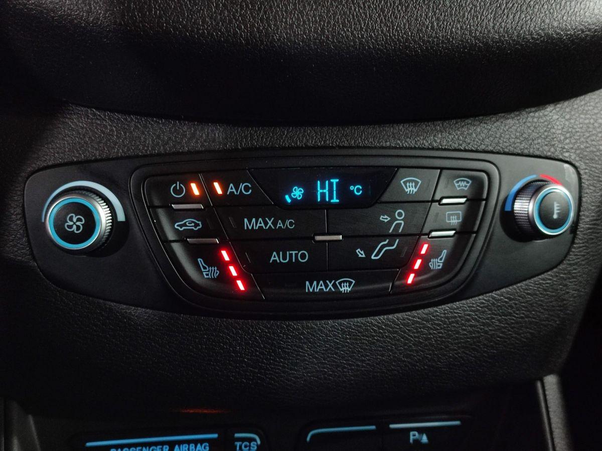 TOURNEO COURIER 1.0 E.BOOST 100 TITANIUMPLUS