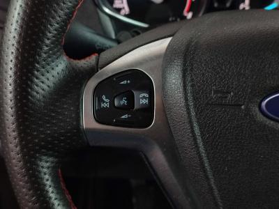 TOURNEO COURIER 1.0 E.BOOST 100 TITANIUMPLUS