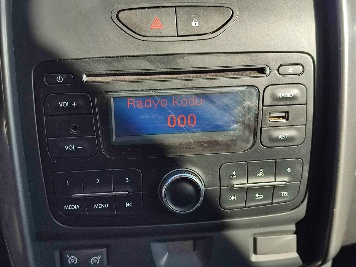 DUSTER LAUREATE 4x4 1.5 DCI 11