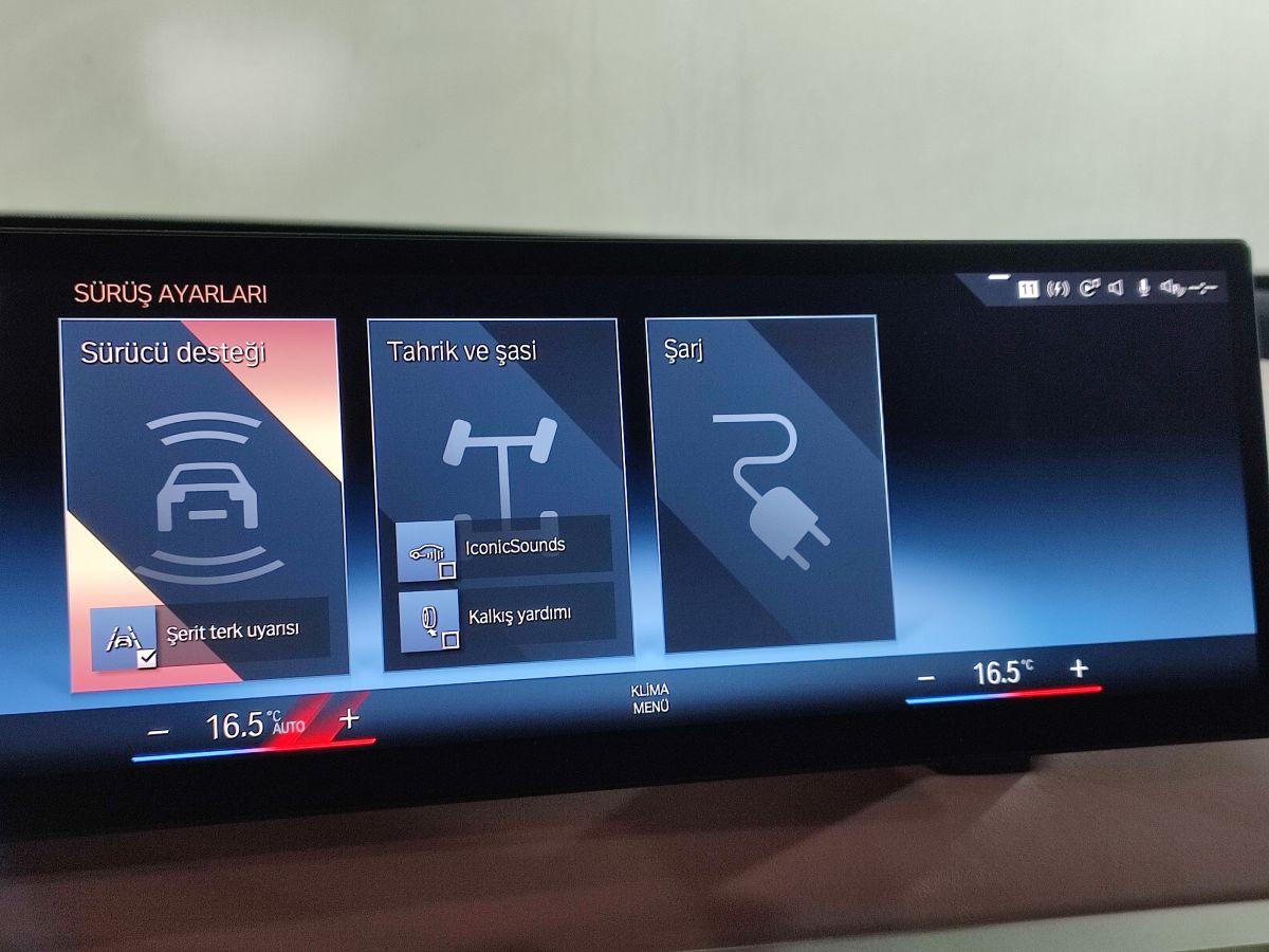 iX XDRIVE40 FIRST EDITION SPORT