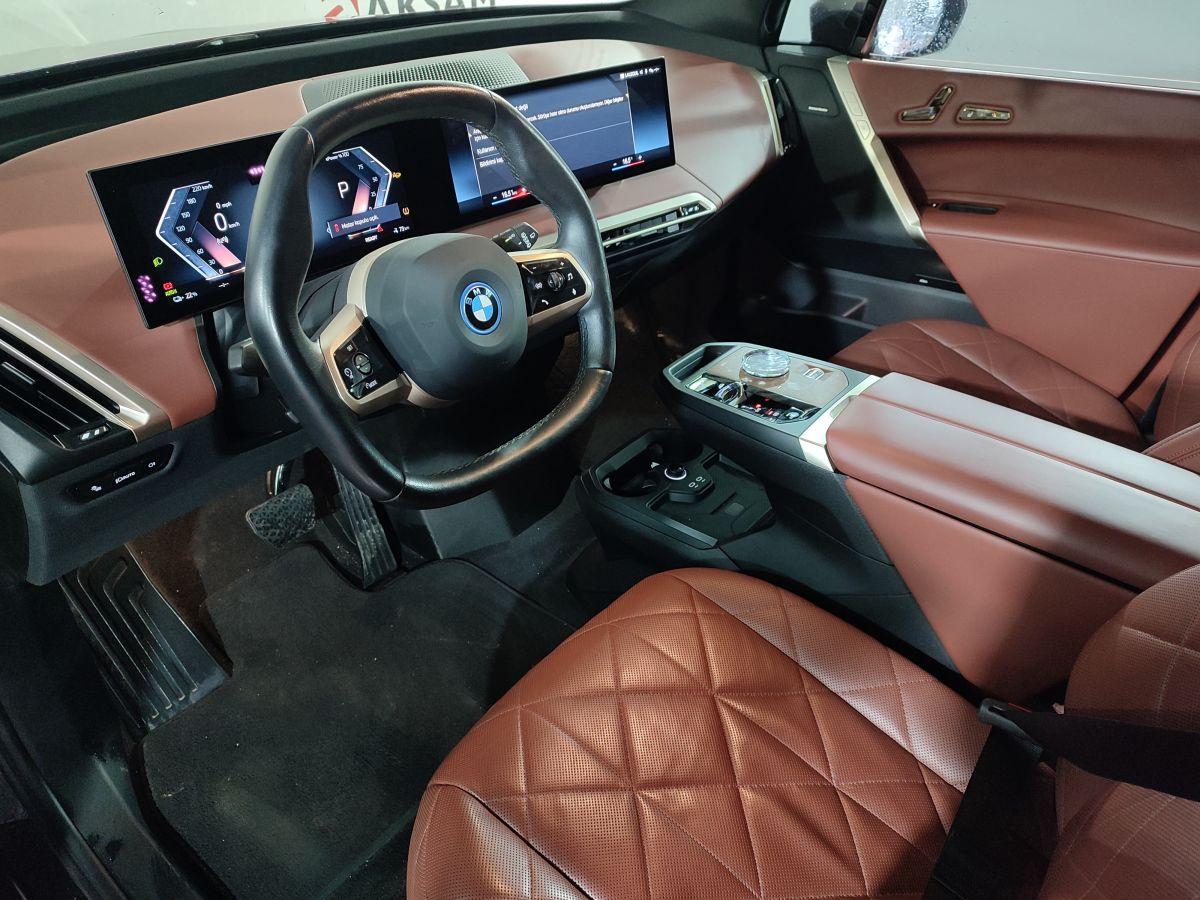 iX XDRIVE40 FIRST EDITION SPORT