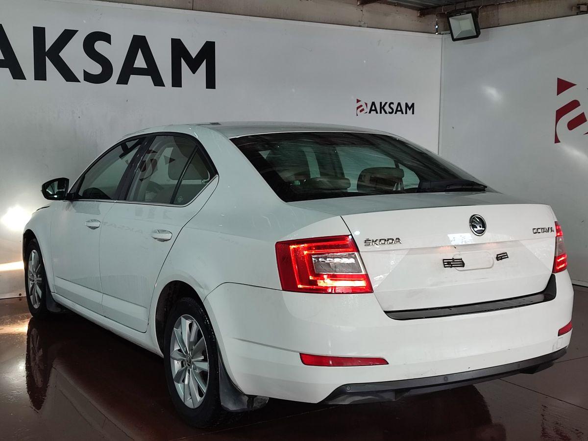 OCTAVIA 1.6 TDI CR 110 GREEN TEC STYLE