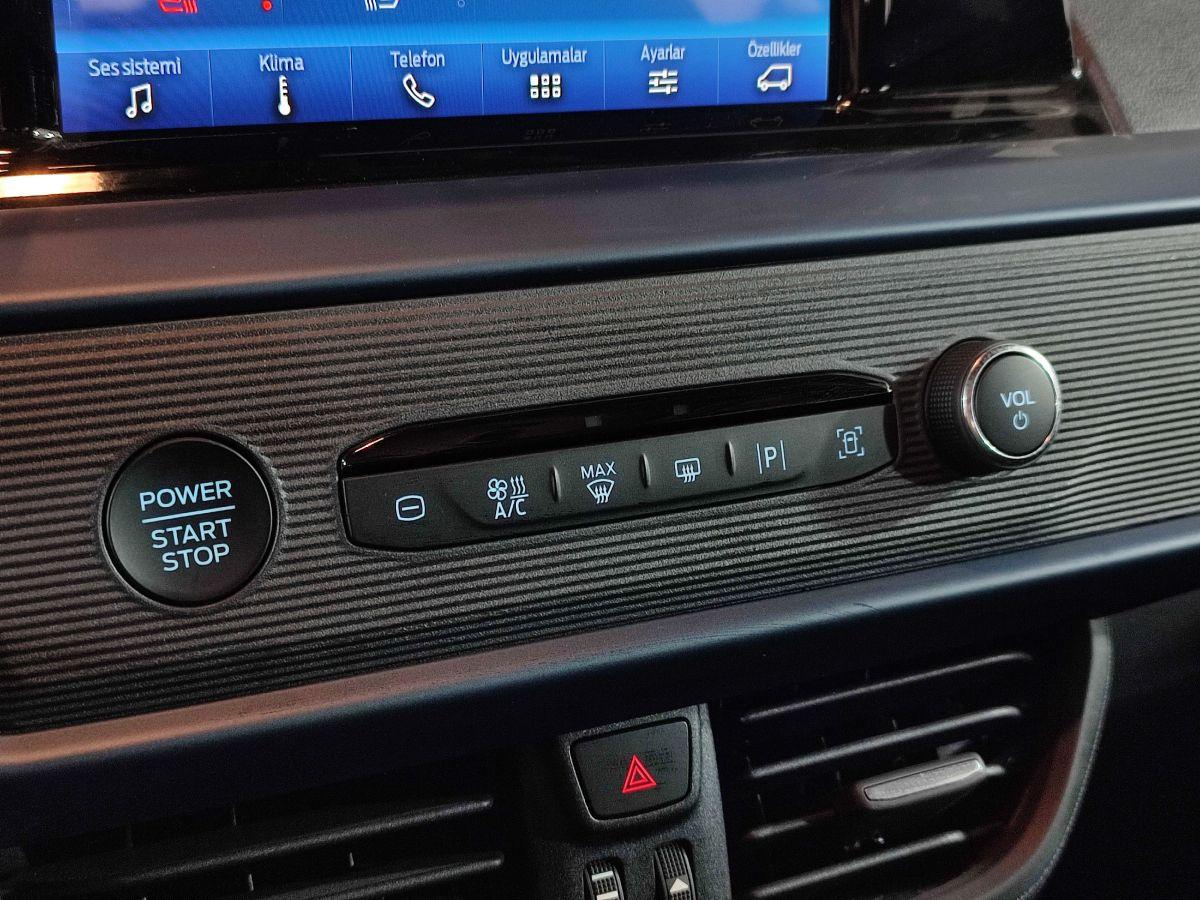 TOURNEO COURIER 1.5 D 100 ACTIVE