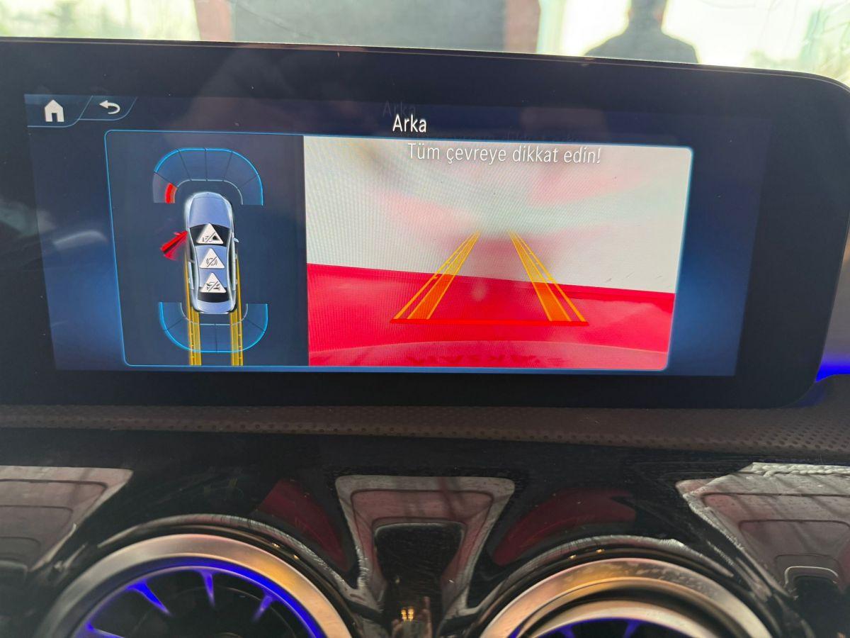 A 200 SEDAN FL 1.33 (163) 7G-DCT AMG