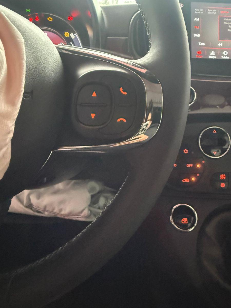 500 DOLCEVITA 1.0 HYBRID 70