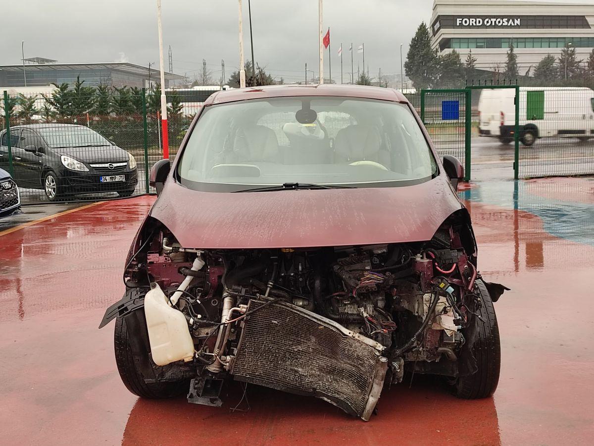 GRAND SCENIC PRIVILEGE 1.5 DCI EDC 7 KIS